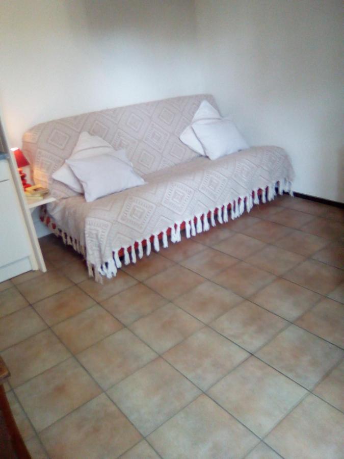 Appartement Sous Les Pins à Villeneuve-lès-Avignon Extérieur photo